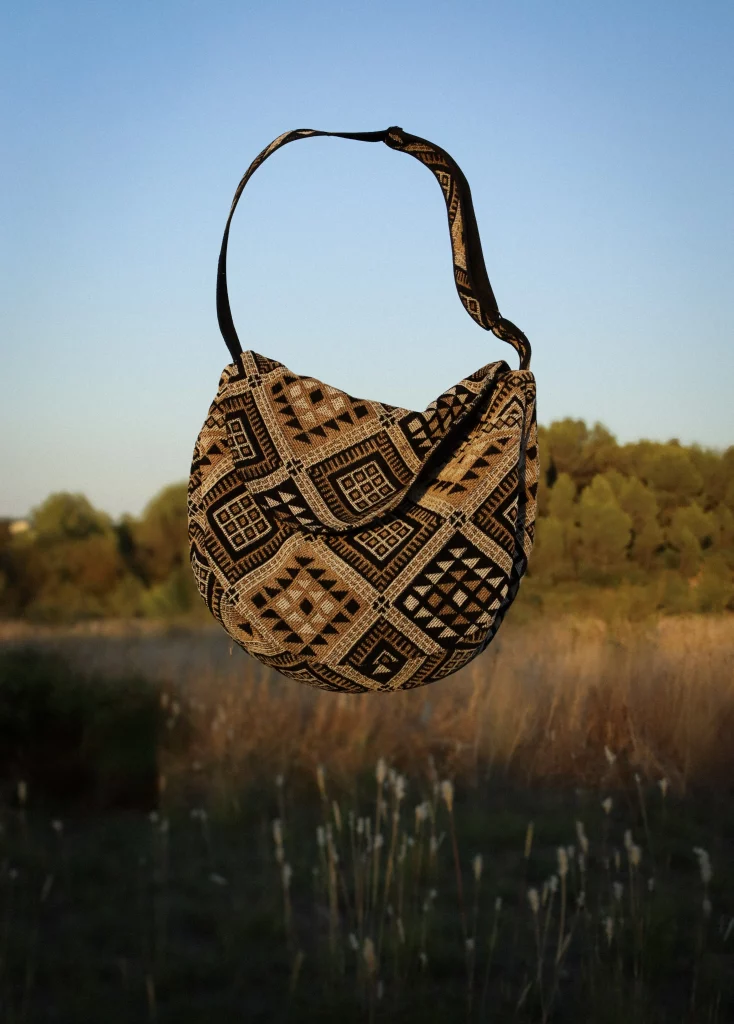 Shooting professionnel de mode, beauté et portrait par Togram, photographe à Montpellier